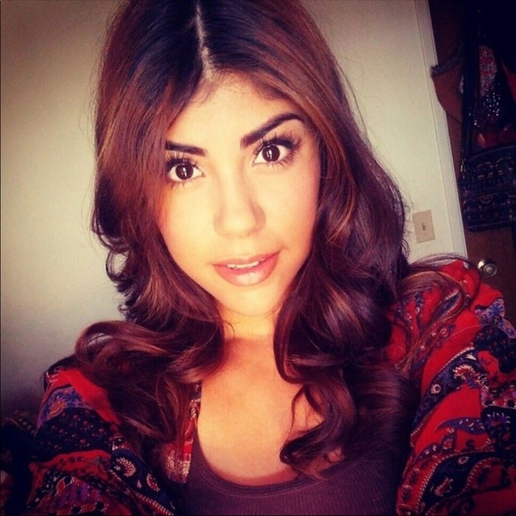 Meet your Posher, Mel - Picture 1 of 1